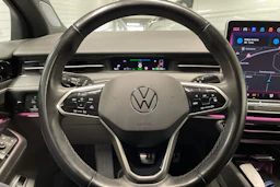 valkoinen Volkswagen ID.7 2025 kuva 21.