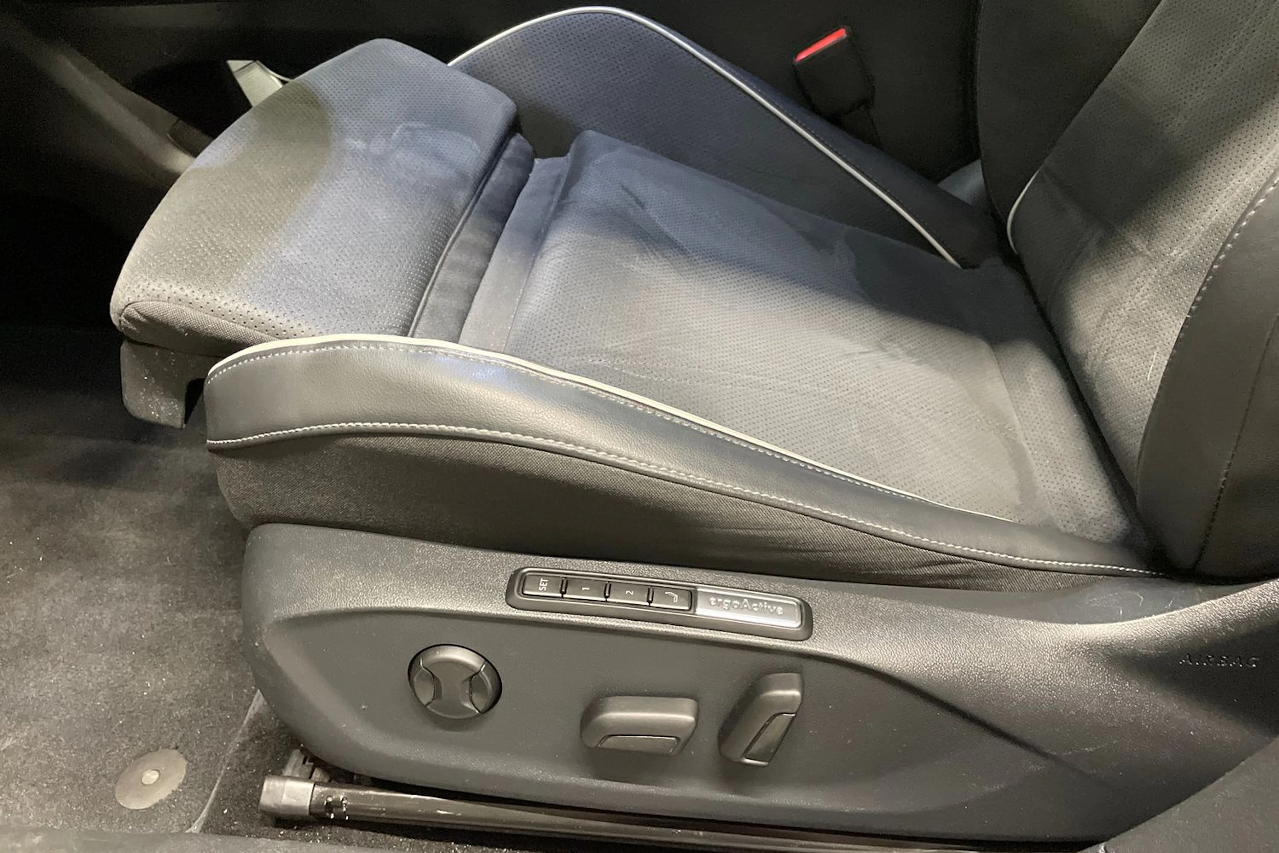 valkoinen Volkswagen ID.7 2025 kuva 31.