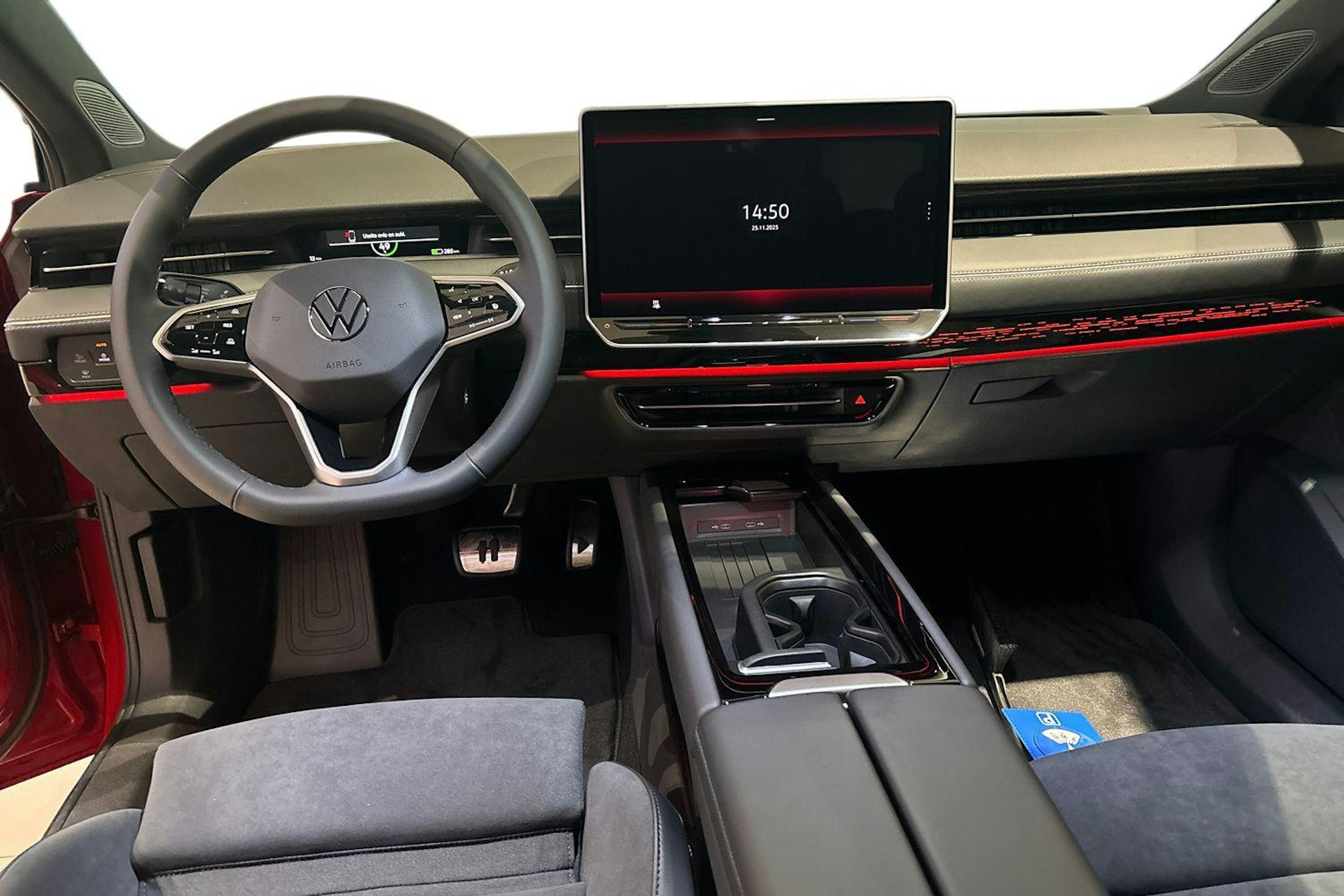 punainen Volkswagen ID.7 2025 kuva 7.