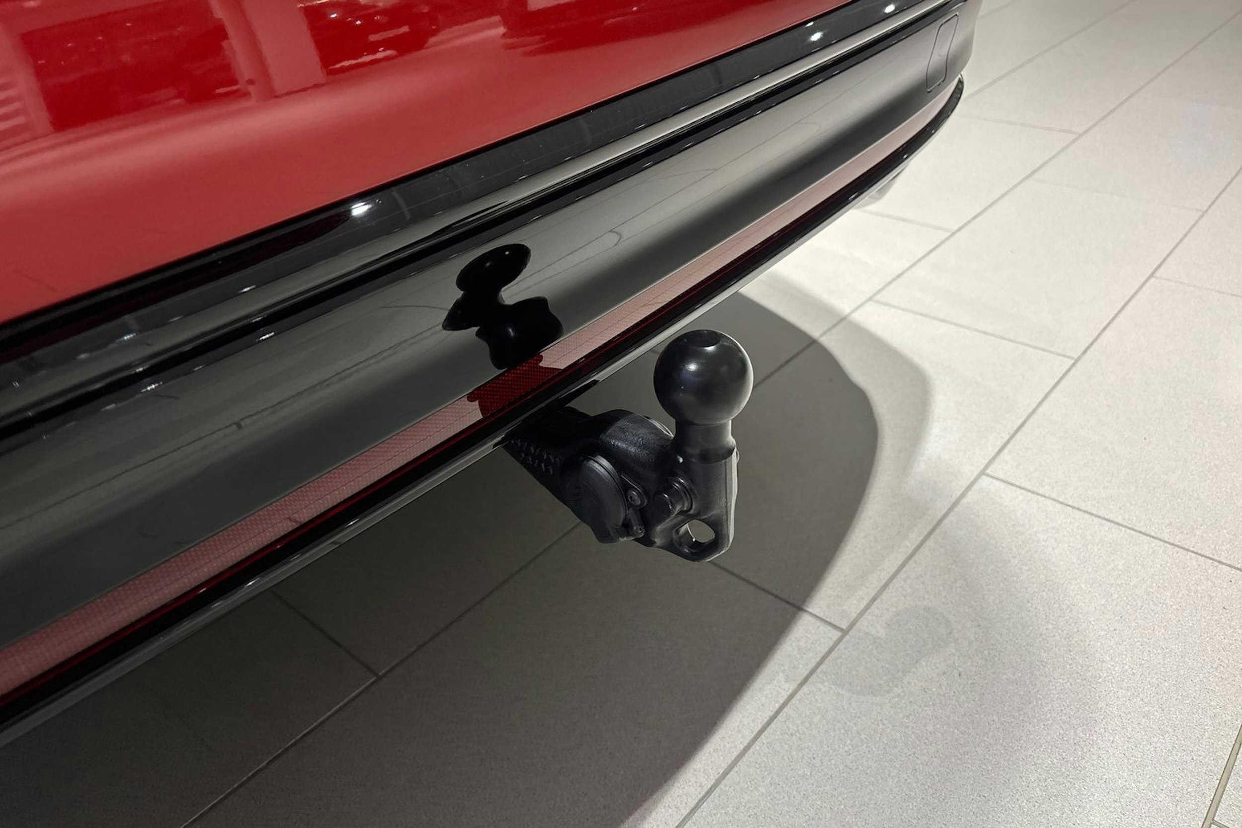 punainen Volkswagen ID.7 2025 kuva 14.