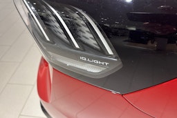 punainen Volkswagen ID.7 2025 kuva 15.