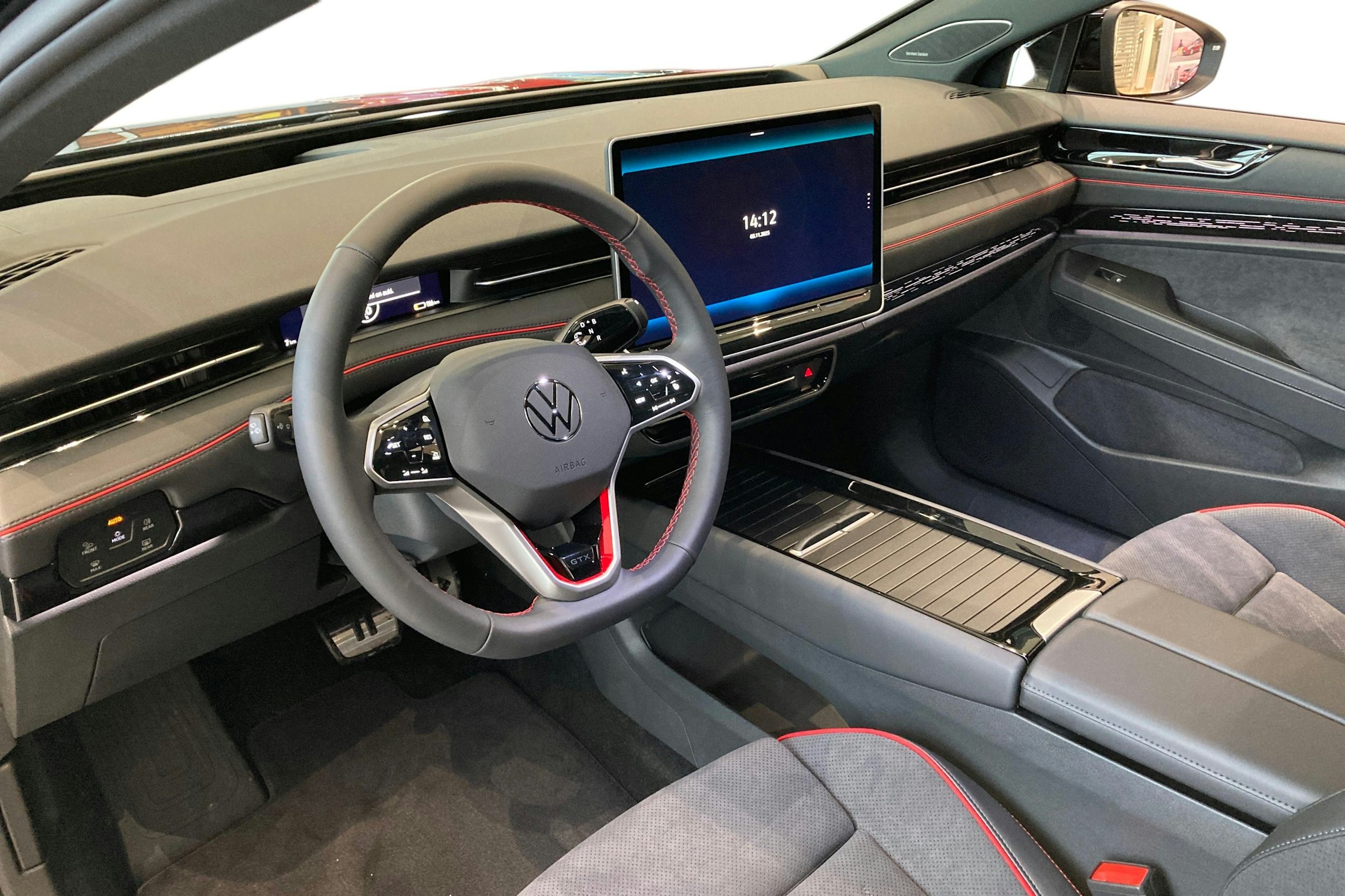 musta Volkswagen ID.7 2025 kuva 6.