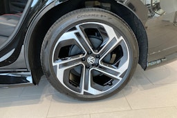 musta Volkswagen ID.7 2025 kuva 10.