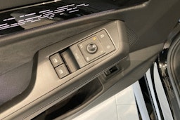 musta Volkswagen ID.7 2025 kuva 13.