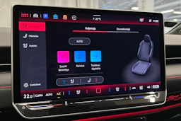 punainen Volkswagen ID.7 2025 kuva 31.