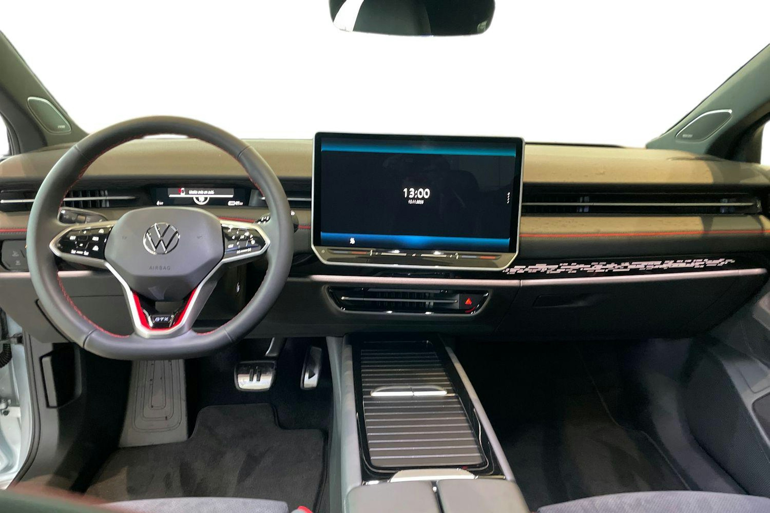 harmaa Volkswagen ID.7 2025 kuva 7.