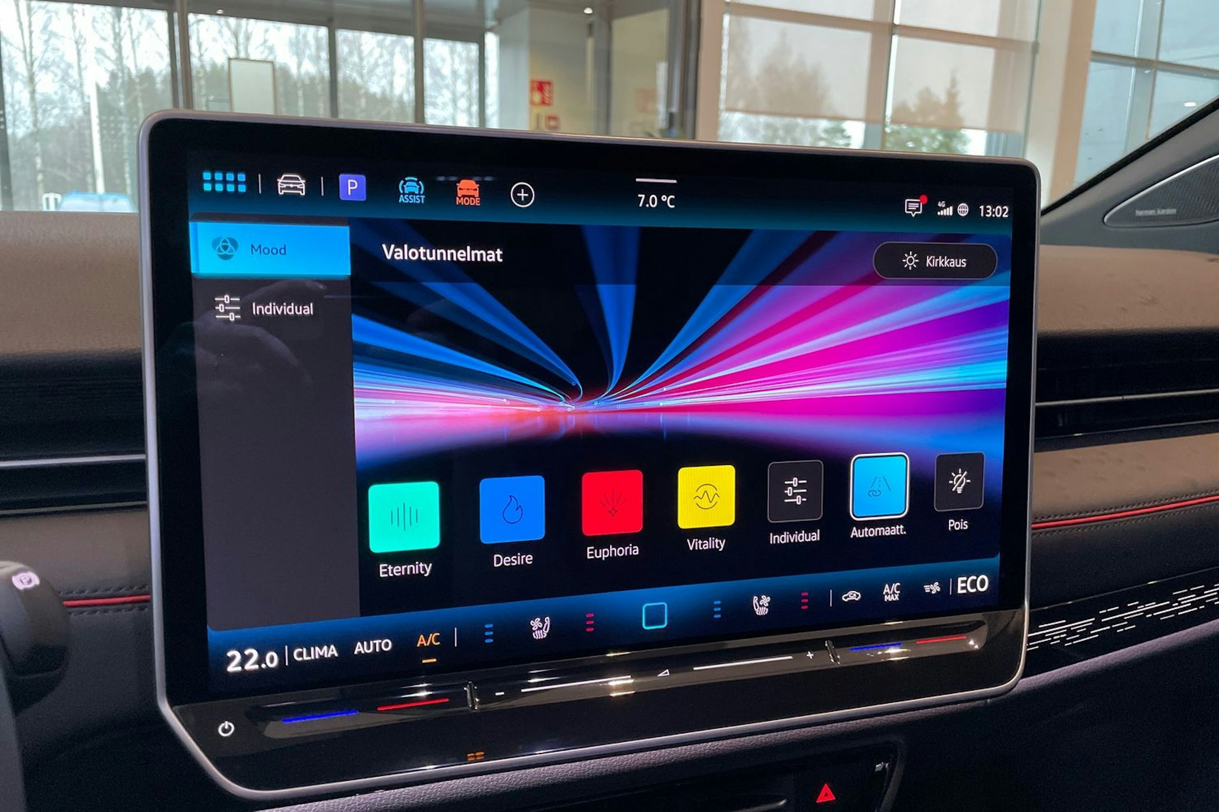 harmaa Volkswagen ID.7 2025 kuva 17.