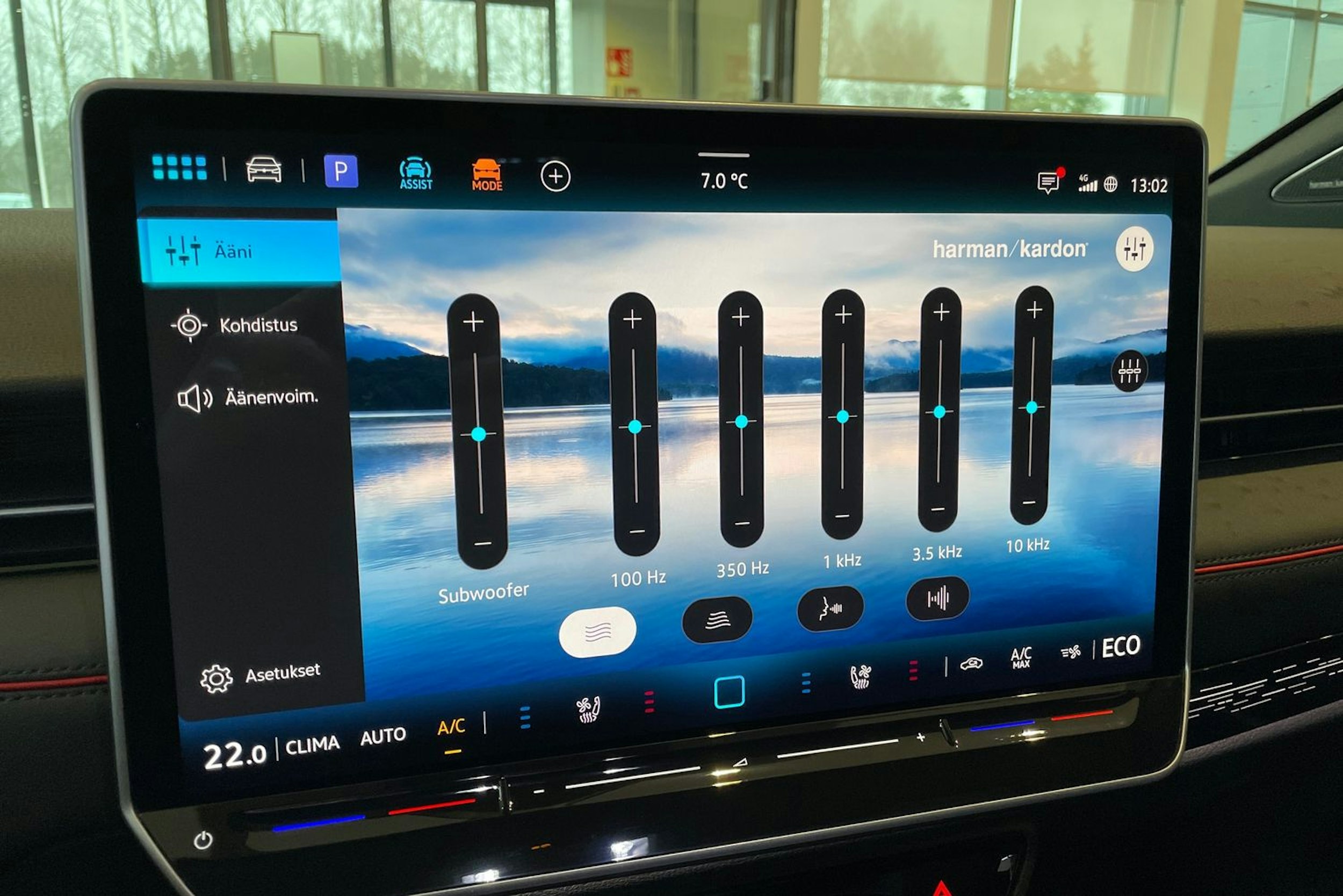 harmaa Volkswagen ID.7 2025 kuva 19.