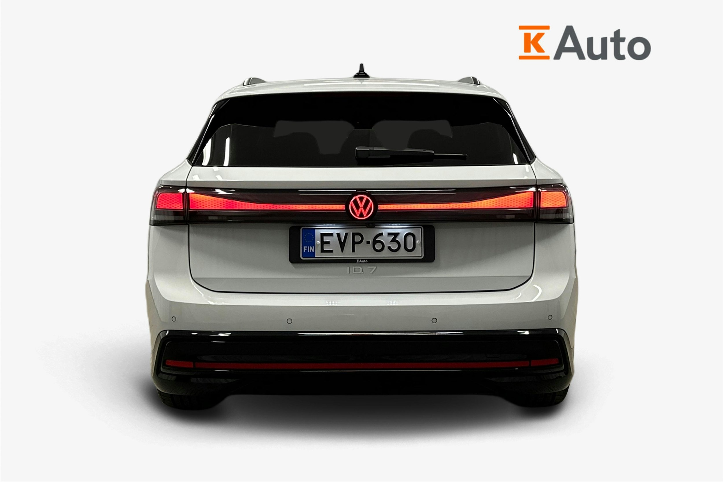 valkoinen Volkswagen ID.7 2025 kuva 3.
