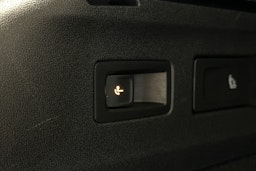 valkoinen Volkswagen ID.7 2025 kuva 16.