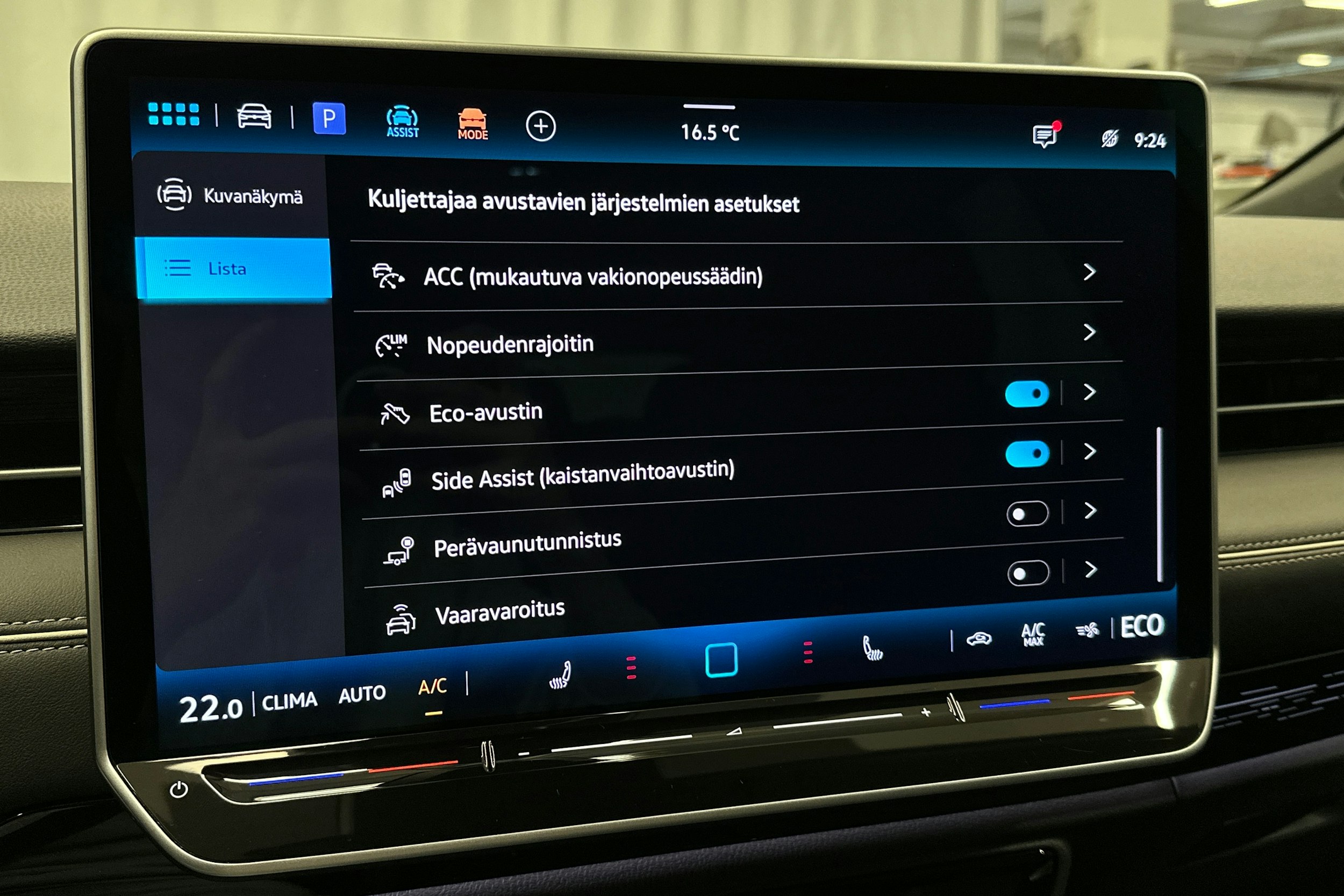 valkoinen Volkswagen ID.7 2025 kuva 30.