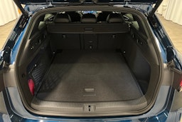 sininen Volkswagen ID.7 2025 kuva 14.