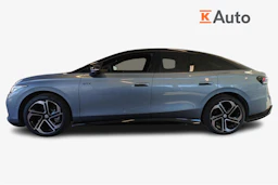 sininen Volkswagen ID.7 2025 kuva 7.