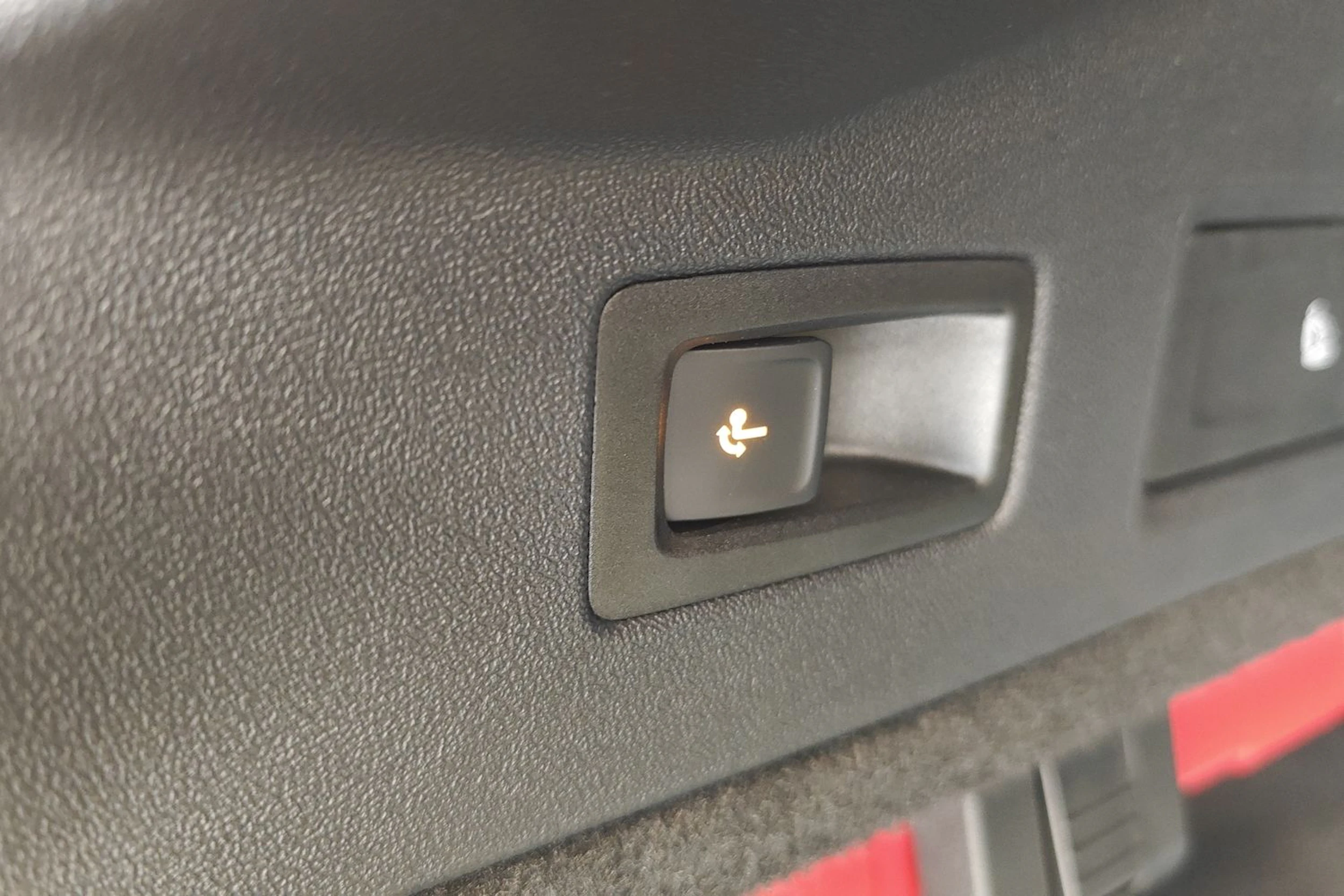 sininen Volkswagen ID.7 2025 kuva 15.