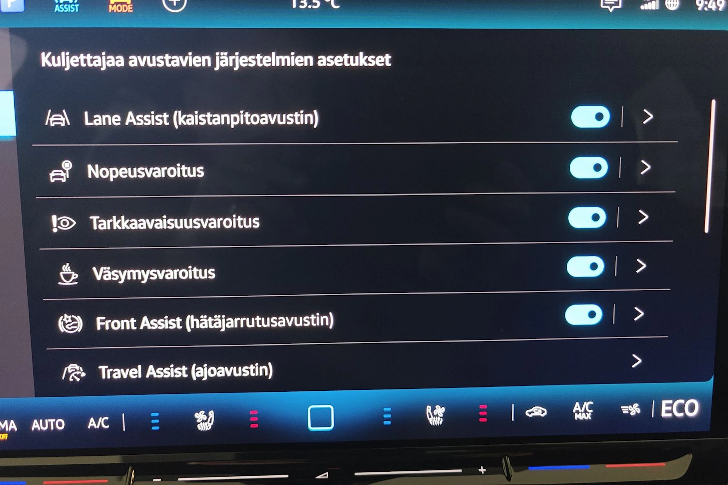 sininen Volkswagen ID.7 2025 kuva 21.