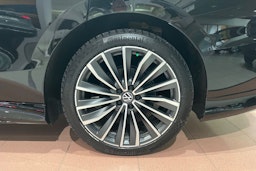 musta Volkswagen ID.7 2025 kuva 10.