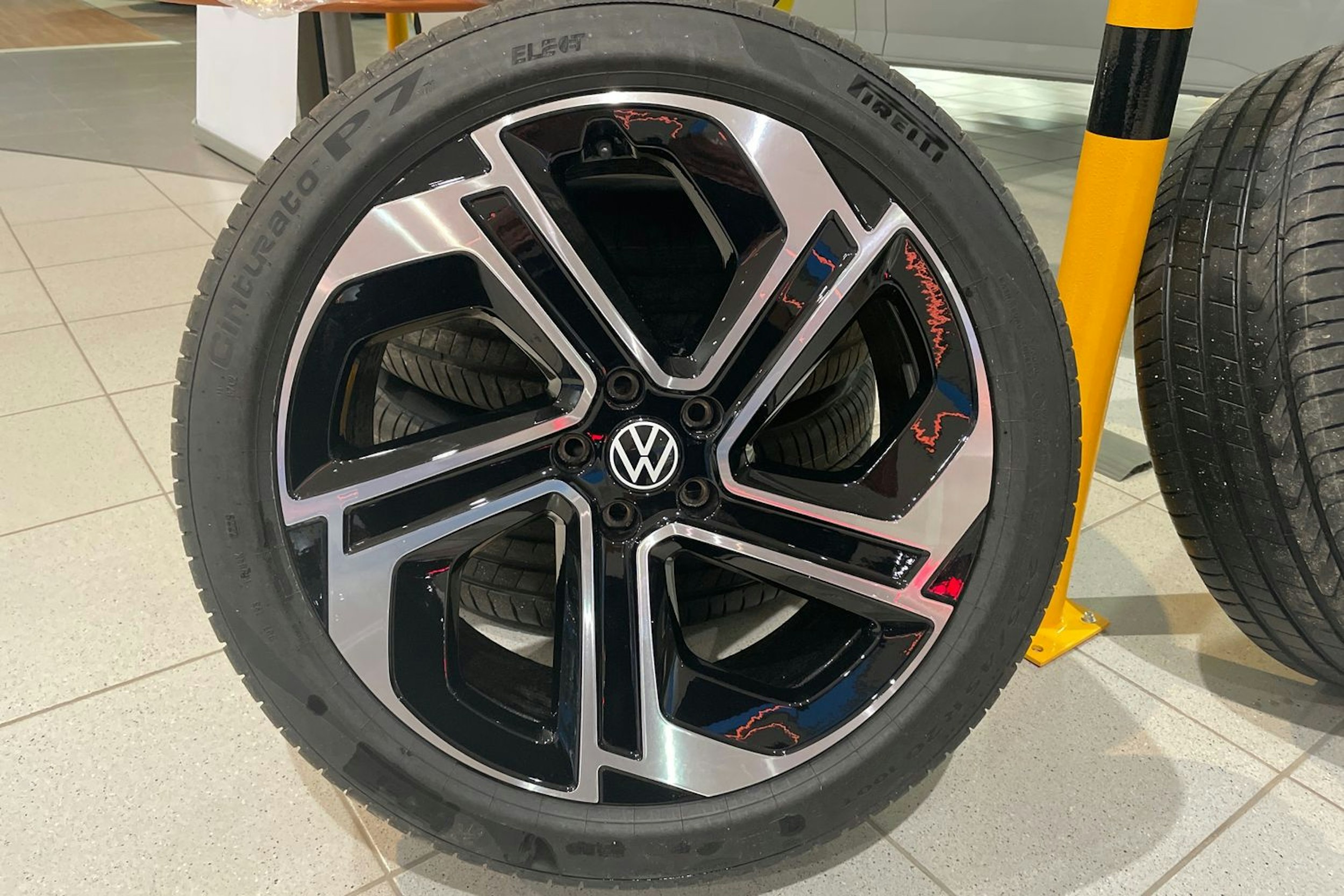 musta Volkswagen ID.7 2025 kuva 11.