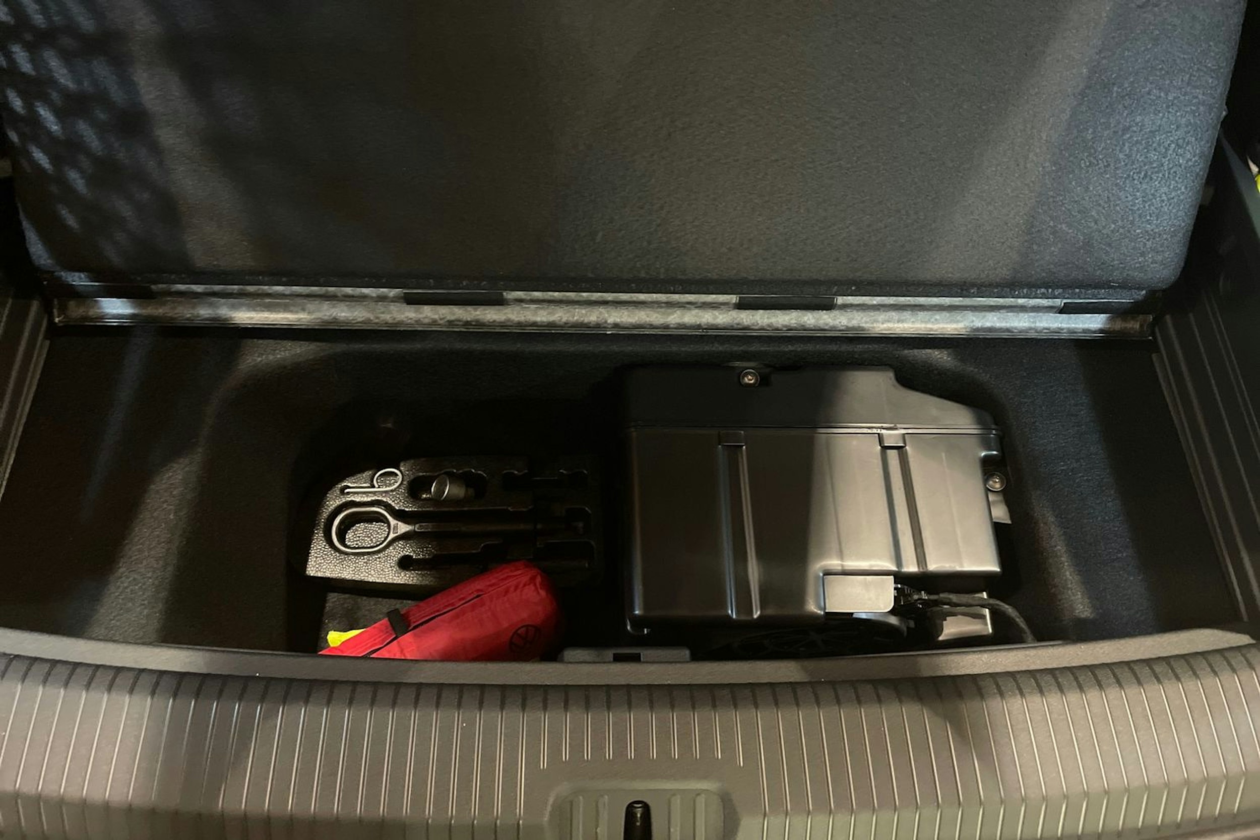 musta Volkswagen ID.7 2025 kuva 15.