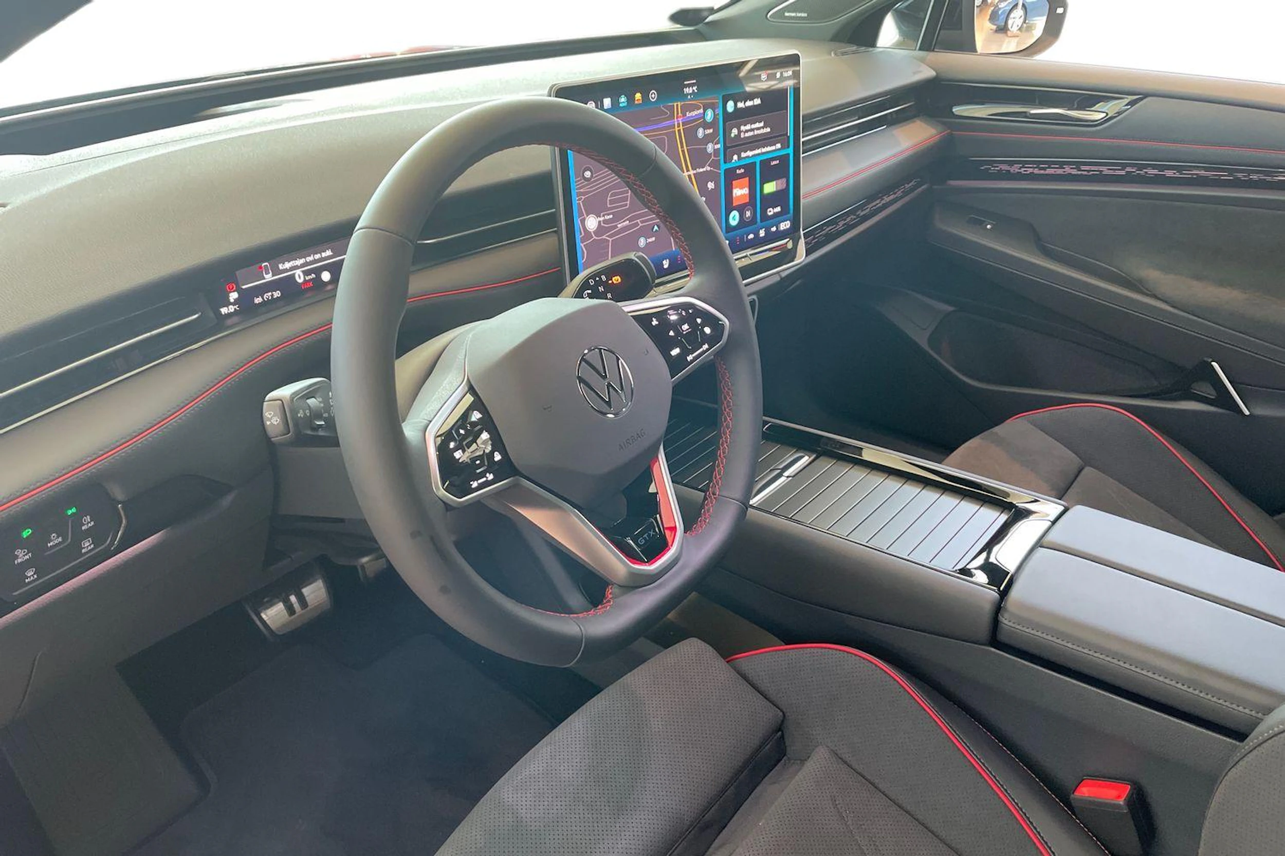 sininen Volkswagen ID.7 2025 kuva 6.