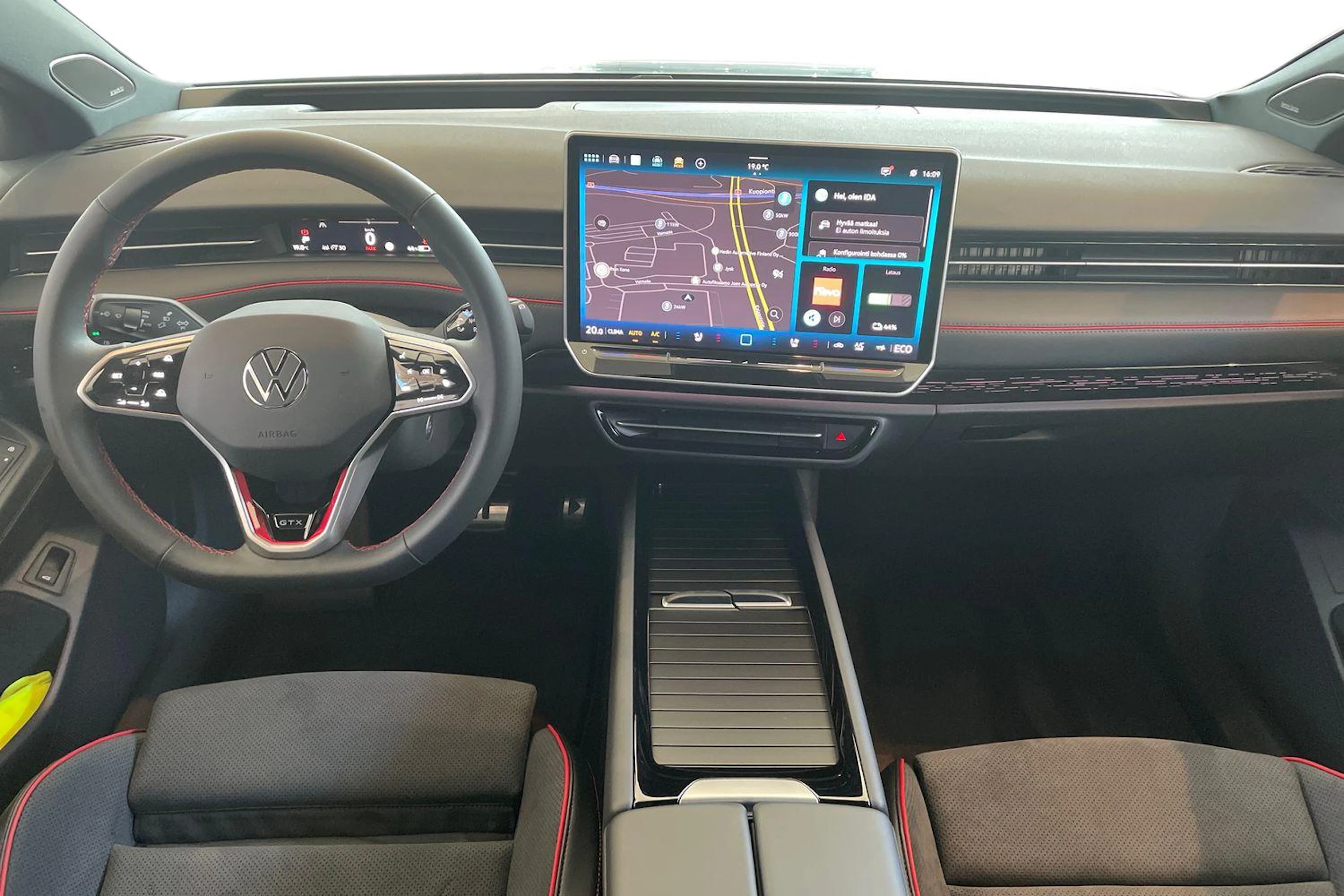 sininen Volkswagen ID.7 2025 kuva 7.