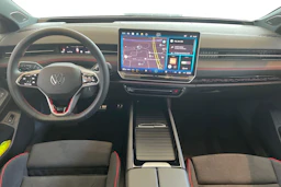 sininen Volkswagen ID.7 2025 kuva 7.