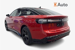 met. punainen Volkswagen ID.7 2025 kuva 4.