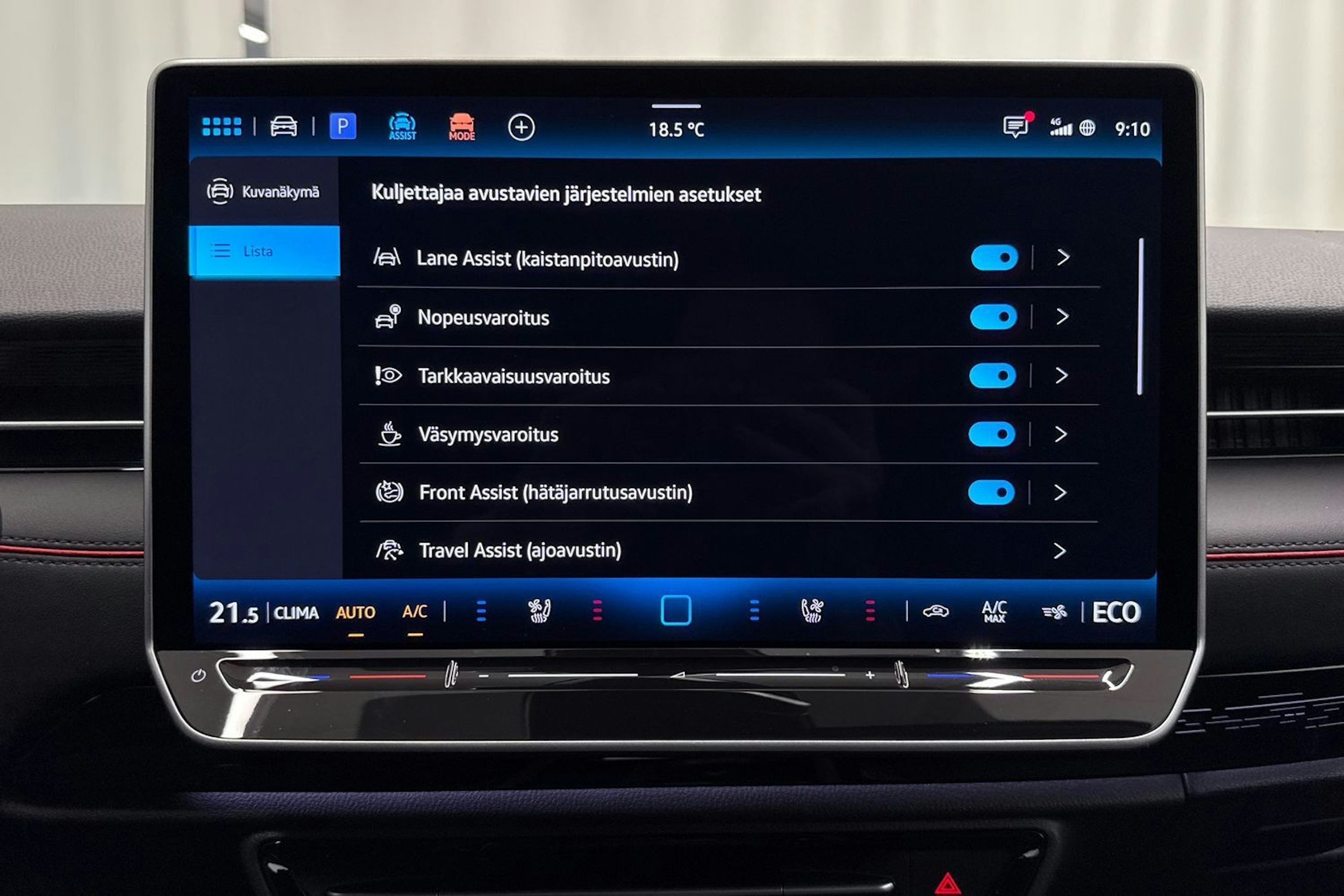 met. punainen Volkswagen ID.7 2025 kuva 21.