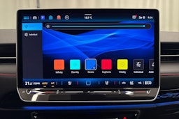 met. punainen Volkswagen ID.7 2025 kuva 24.