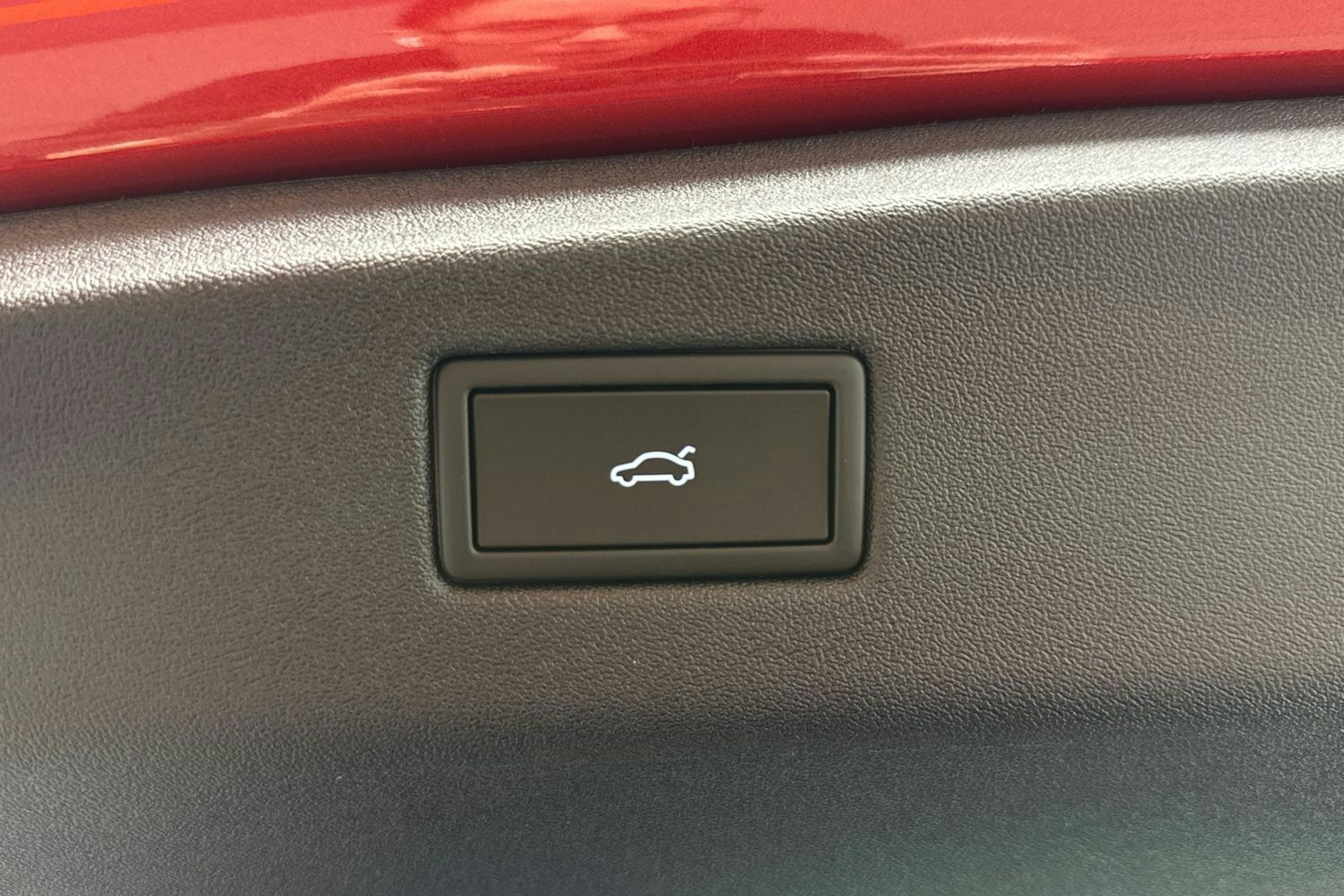 met. punainen Volkswagen ID.7 2025 kuva 30.