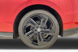 punainen Volkswagen ID.7 2025 kuva 9.