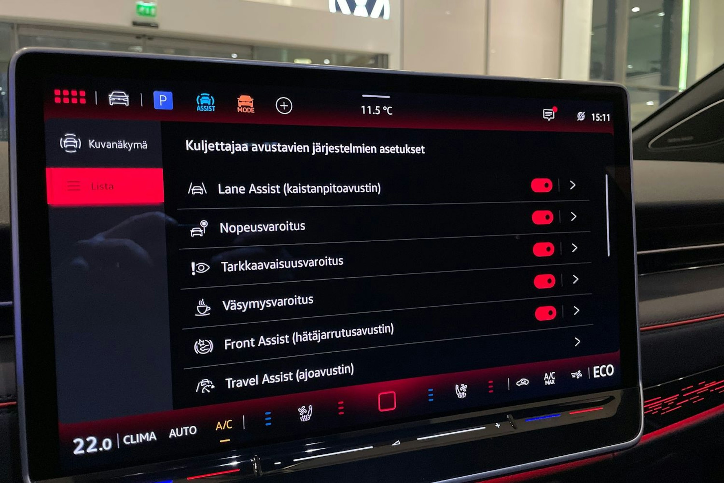 met. musta Volkswagen ID.7 2025 kuva 13.