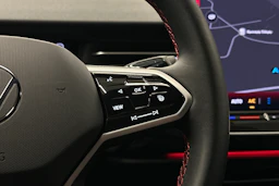 valkoinen Volkswagen ID.7 2025 kuva 24.