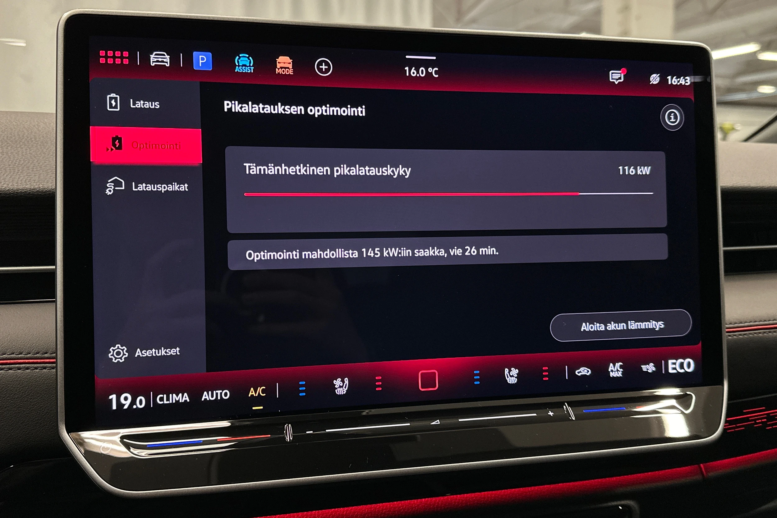 valkoinen Volkswagen ID.7 2025 kuva 29.