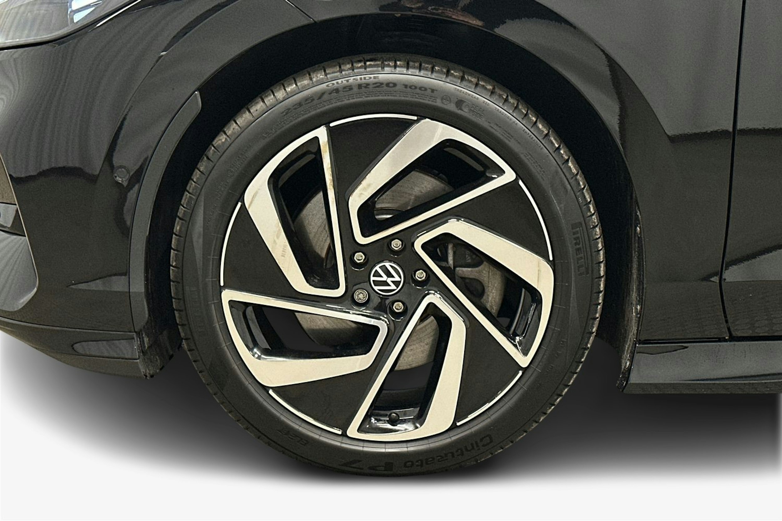 musta Volkswagen ID.7 2025 kuva 9.