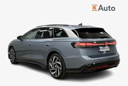 sininen Volkswagen ID.7 2025 kuva 2.