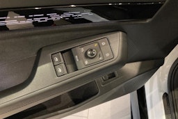 valkoinen Volkswagen ID.7 2025 kuva 13.