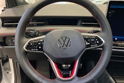 valkoinen Volkswagen ID.7 2025 kuva 14.