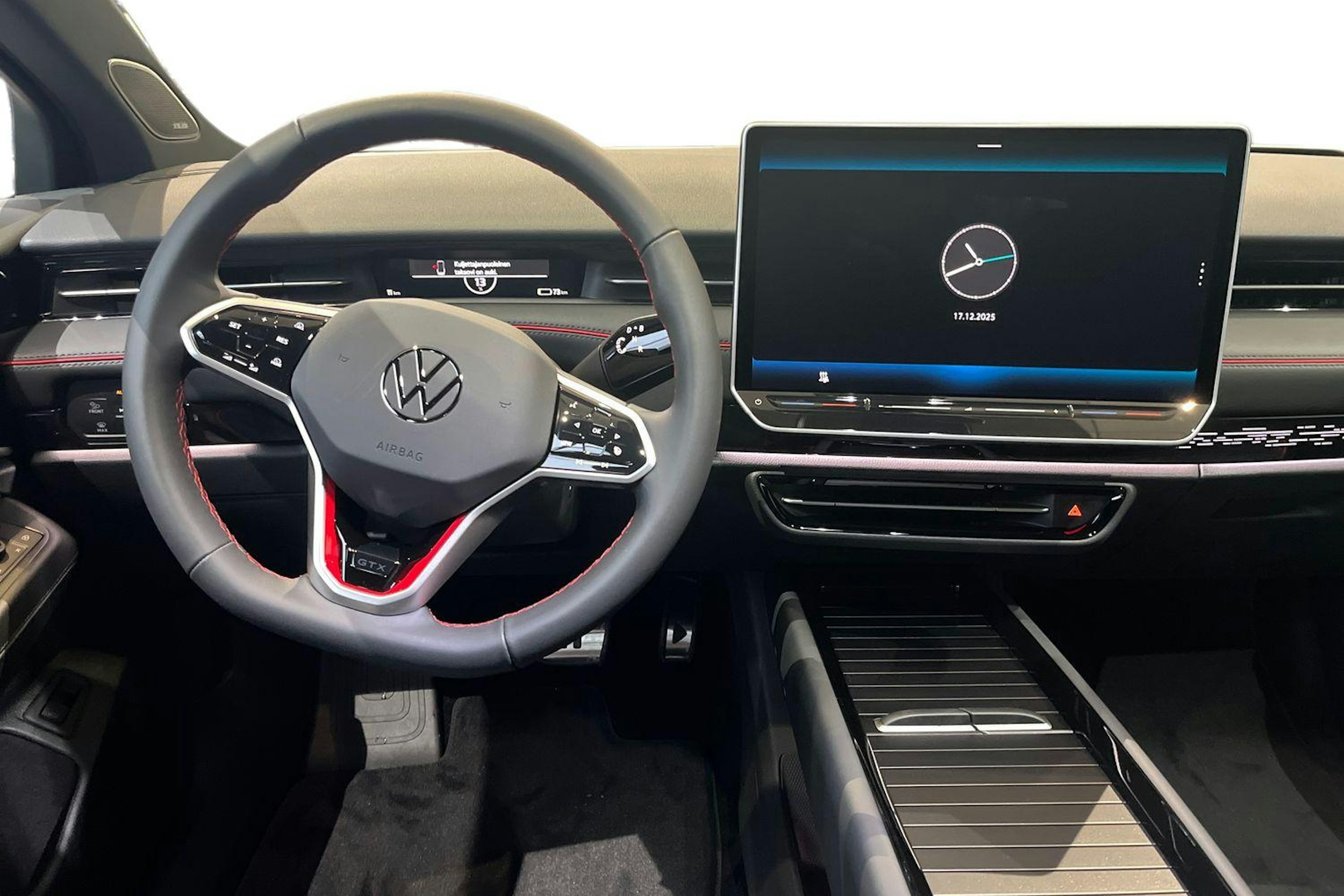 valkoinen Volkswagen ID.7 2025 kuva 7.