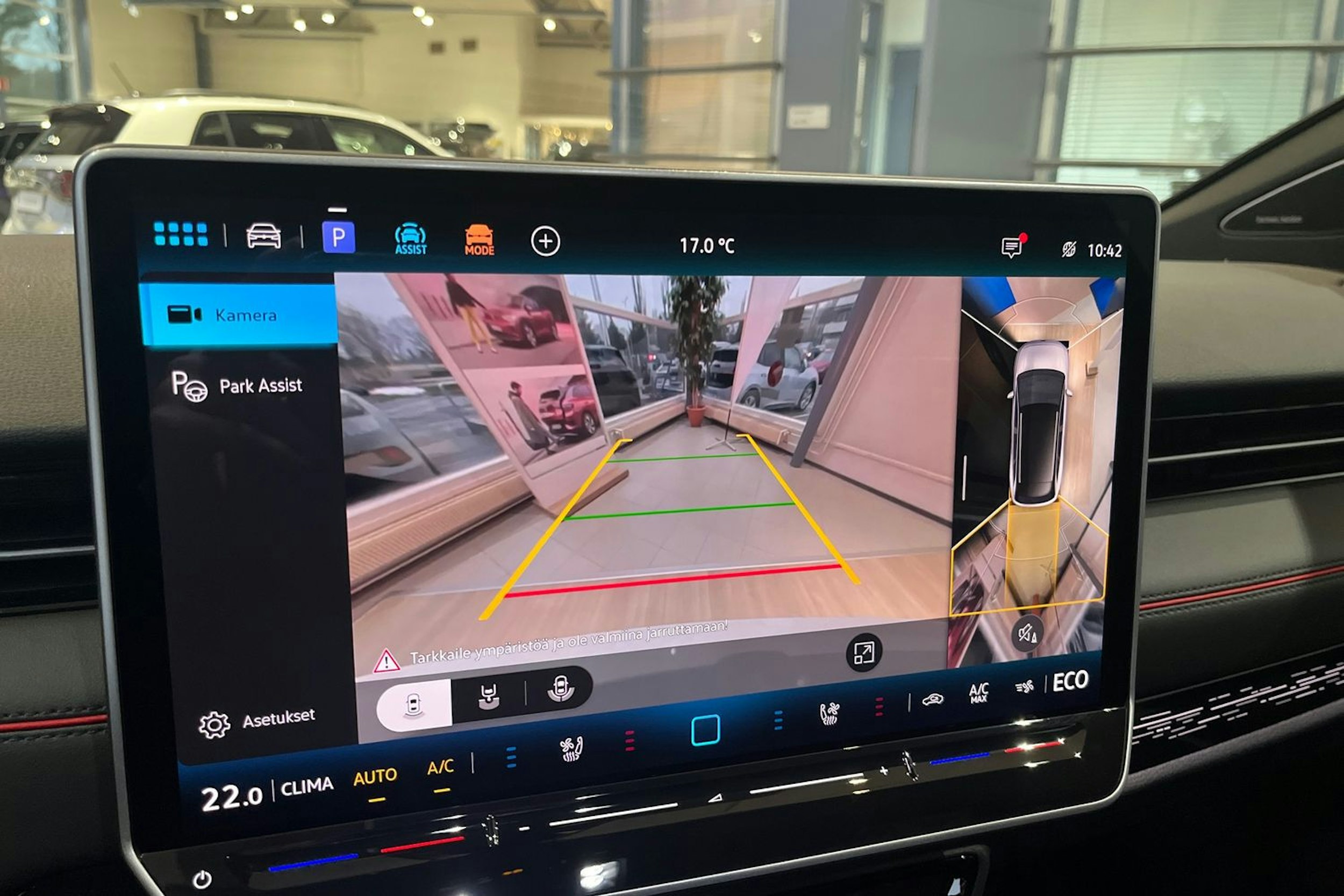 valkoinen Volkswagen ID.7 2025 kuva 17.