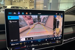 valkoinen Volkswagen ID.7 2025 kuva 17.