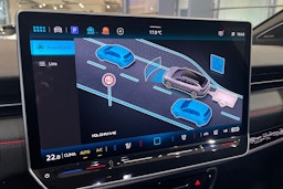 valkoinen Volkswagen ID.7 2025 kuva 18.