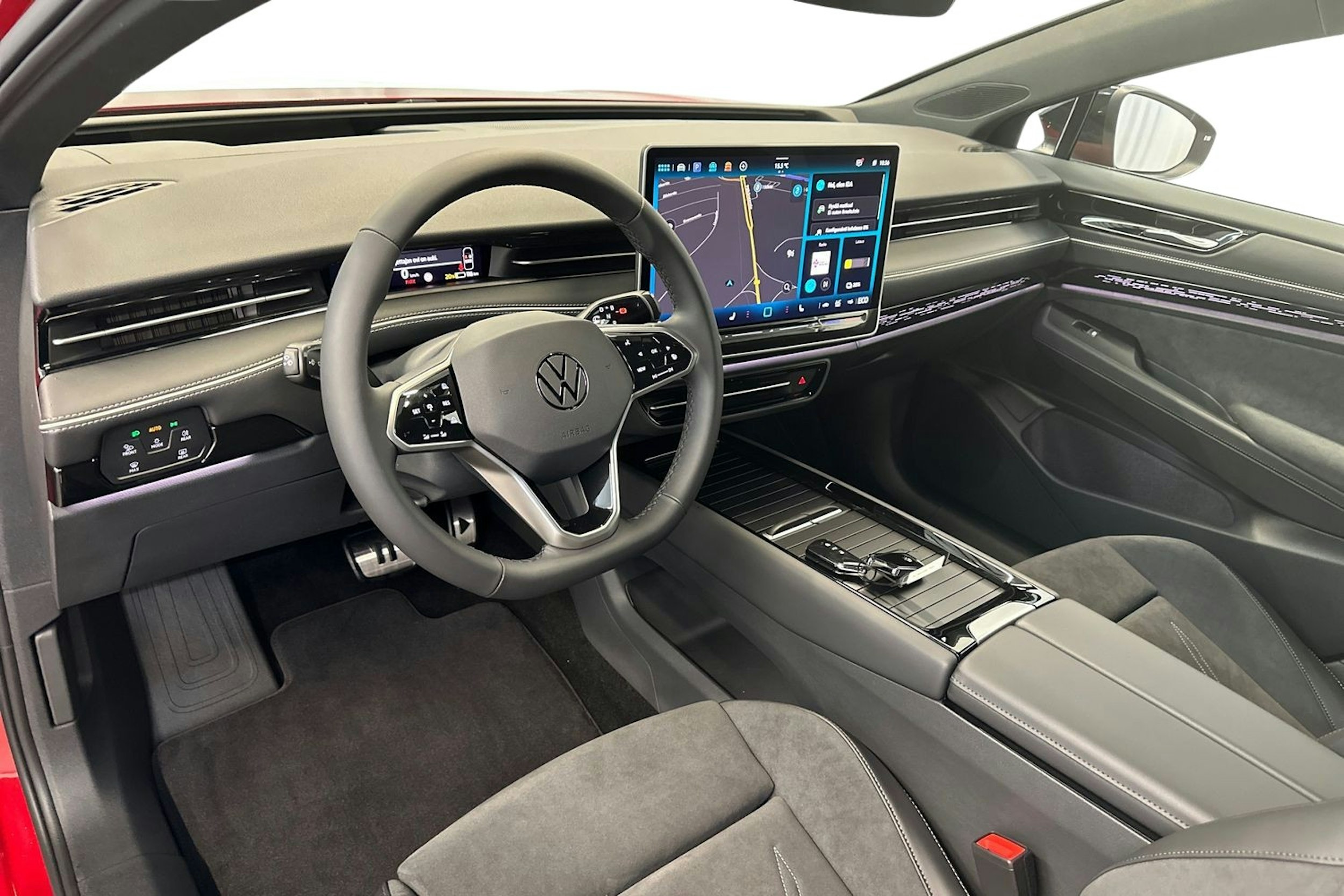 punainen Volkswagen ID.7 2025 kuva 6.