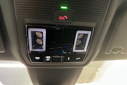 punainen Volkswagen ID.7 2025 kuva 29.