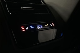 harmaa Volkswagen ID.7 2025 kuva 17.