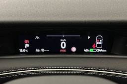 harmaa Volkswagen ID.7 2025 kuva 24.