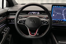 valkoinen Volkswagen ID.7 2025 kuva 17.