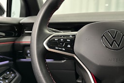 valkoinen Volkswagen ID.7 2025 kuva 18.