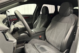 valkoinen Volkswagen ID.7 2025 kuva 20.