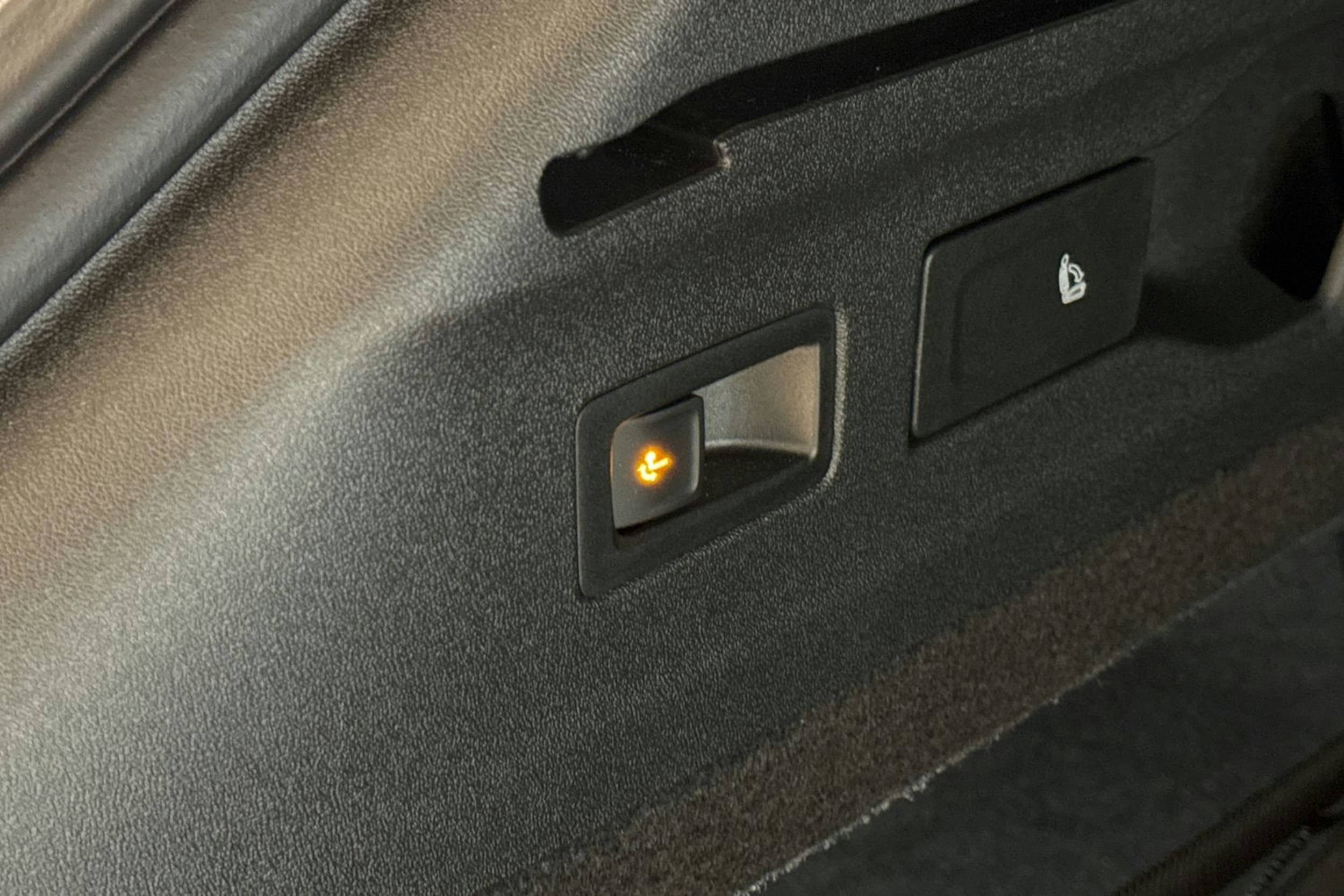 musta Volkswagen ID.7 2025 kuva 15.