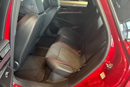 punainen Volkswagen ID.7 2025 kuva 8.